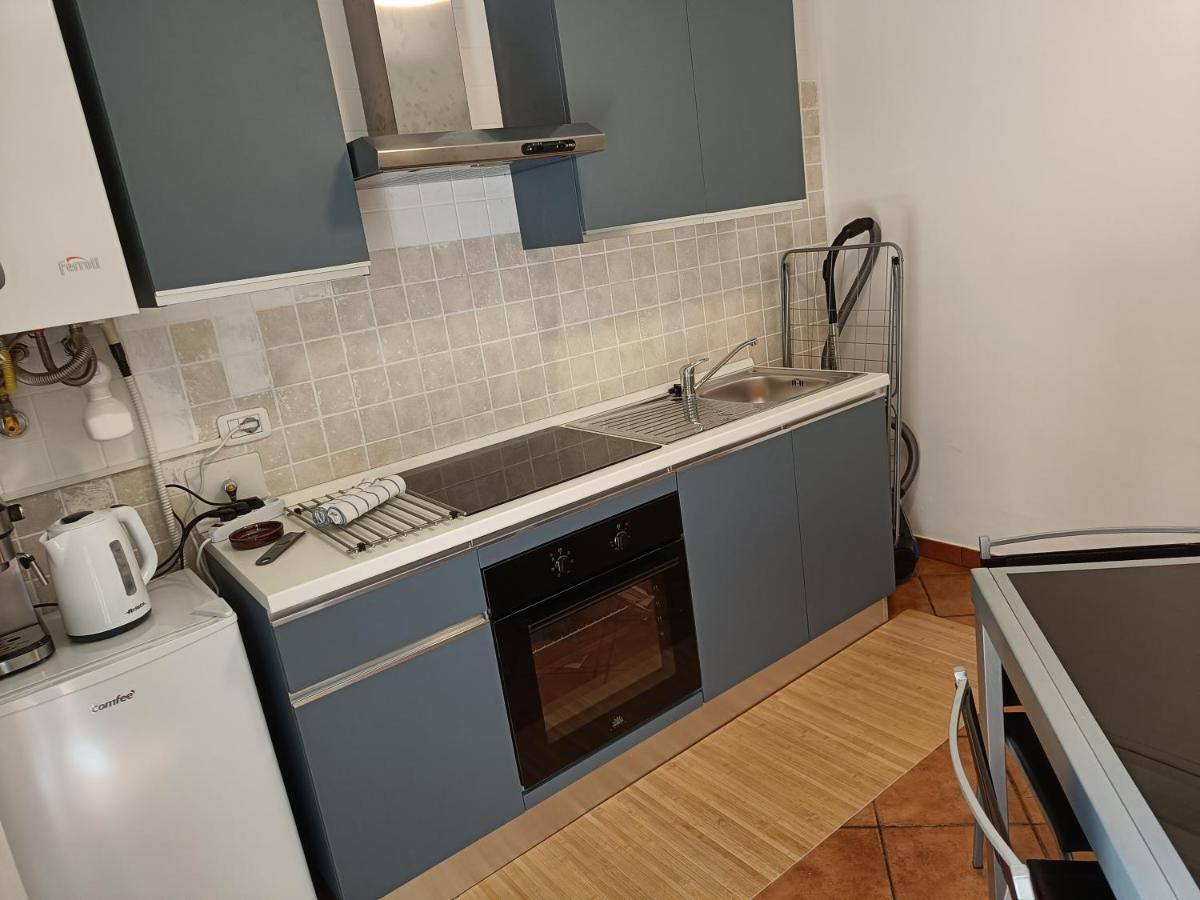 Suites In Рим Екстер'єр фото